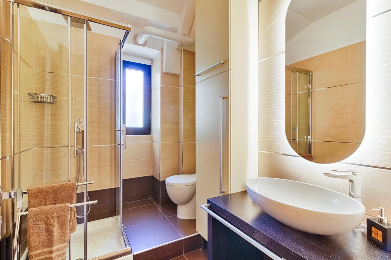 Frida Apartment Nuovo Luminoso Con Vista Aperta 的里雅斯特 外观 照片